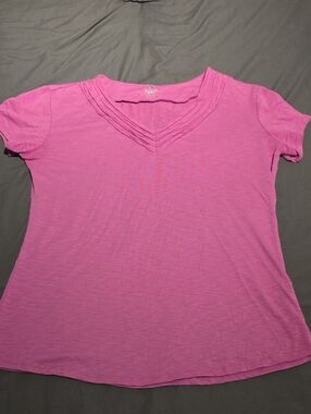Kuhl Women's Short Sleeve V-Neck Tee in Bright Pink